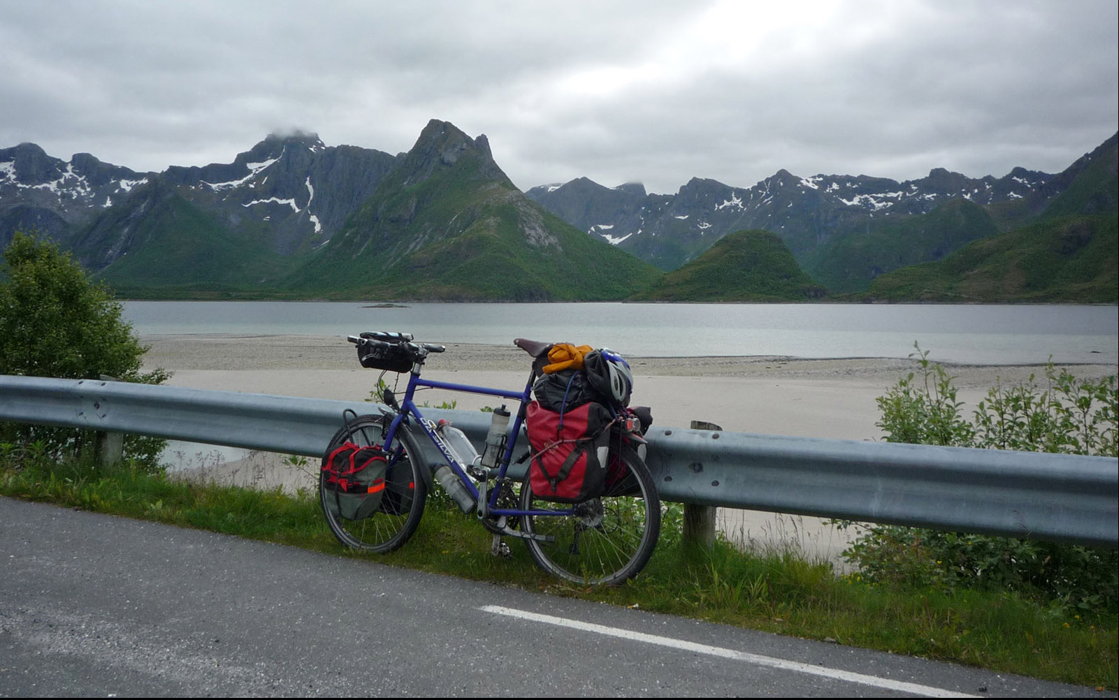 Artic Coast Cycling, 8 days - Kvaløya - Lofoten Islands